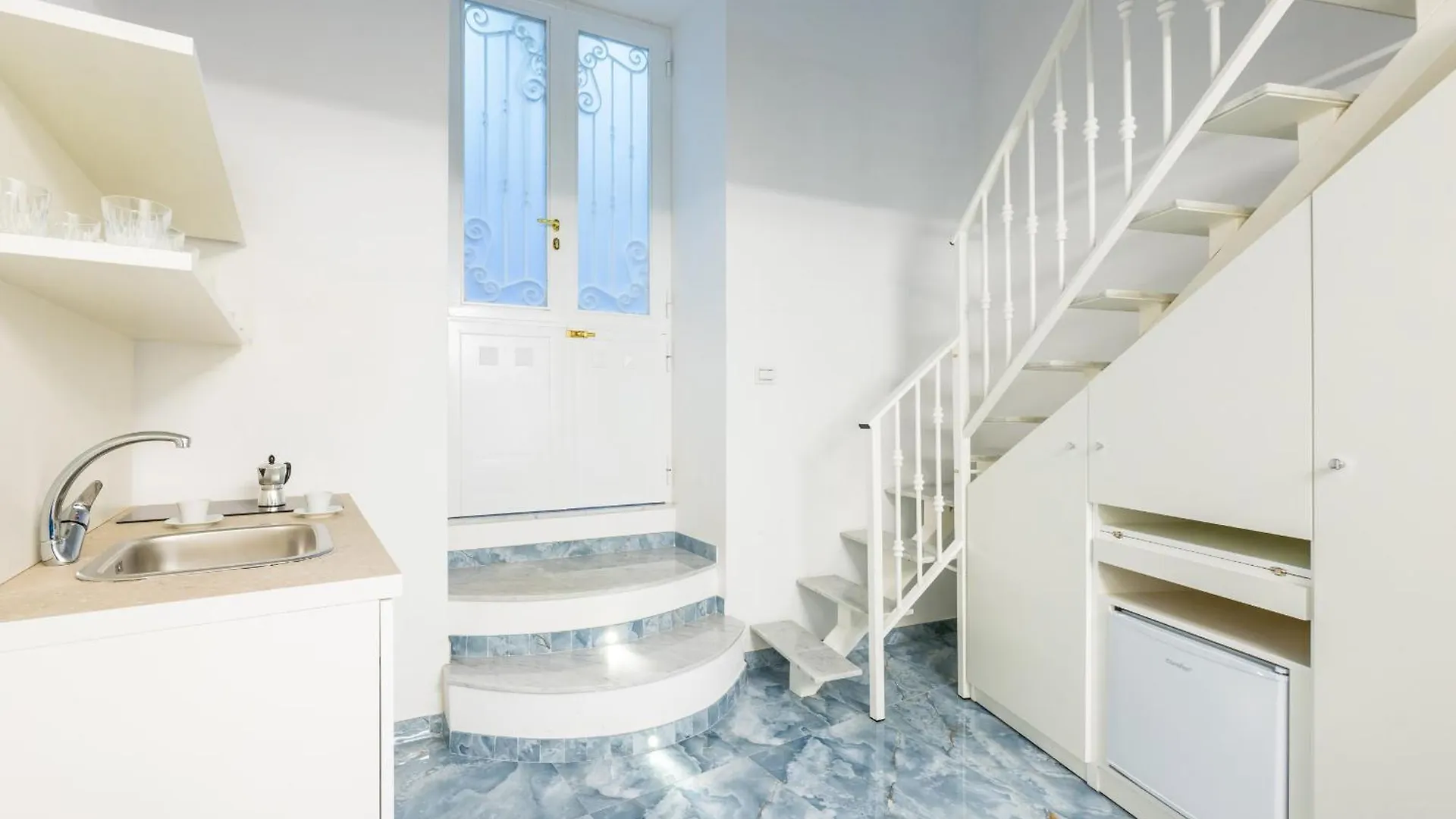 Appartamento Mergellina Sea Studio With Jacuzzi By Wonderful Italy Napoli 0*,  Italia