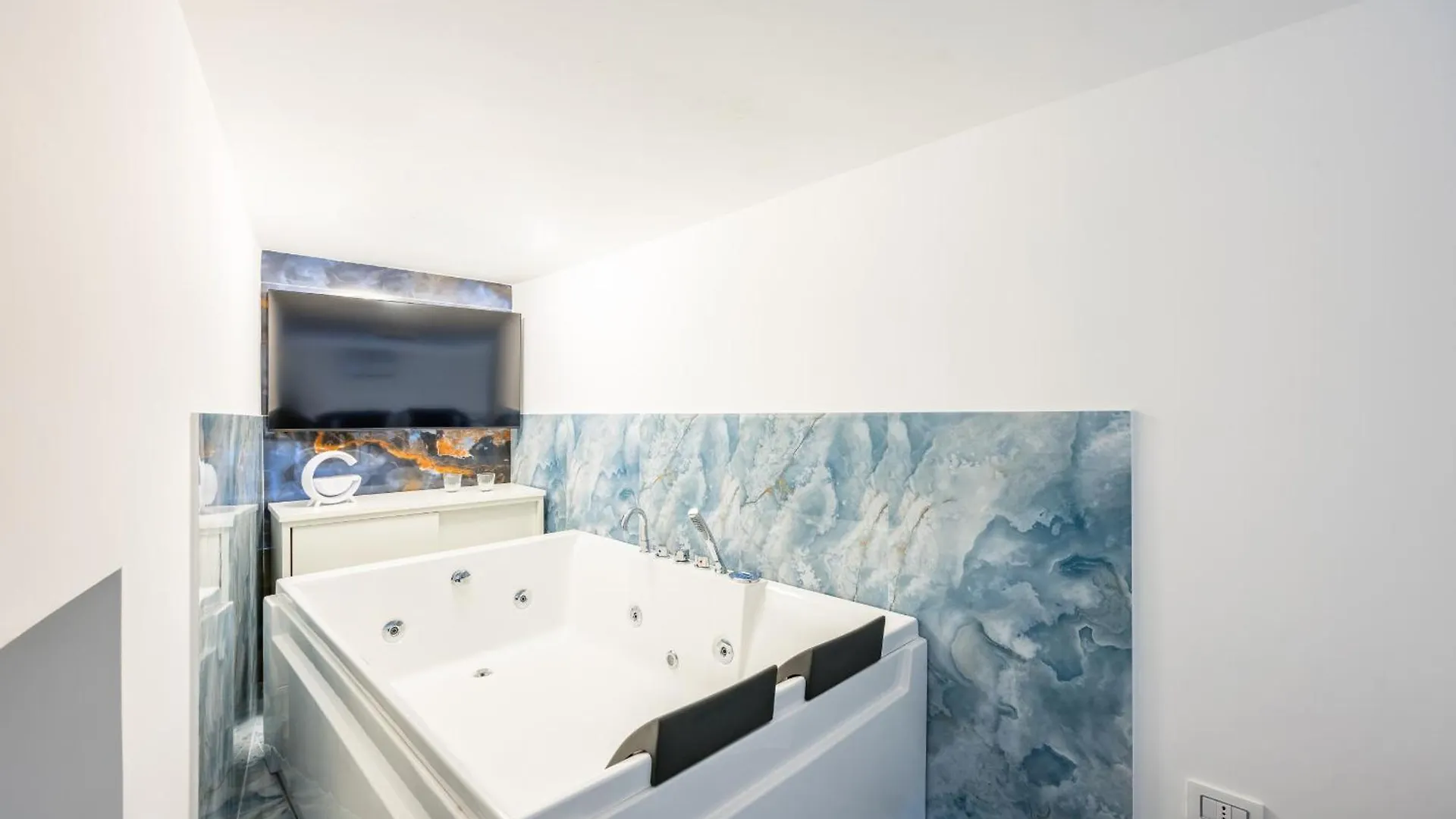 Appartamento Mergellina Sea Studio With Jacuzzi By Wonderful Italy Napoli